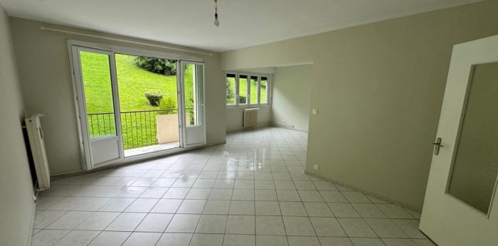 Image 1 sur 12 - Appartement  ·  Location · Besancon (25000) · 4 pièces · 75m²