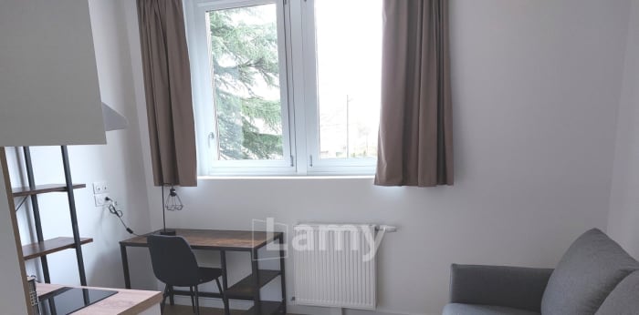 Image 2 sur 8 - Appartement  ·  Location · Orleans (45100) · 18m²