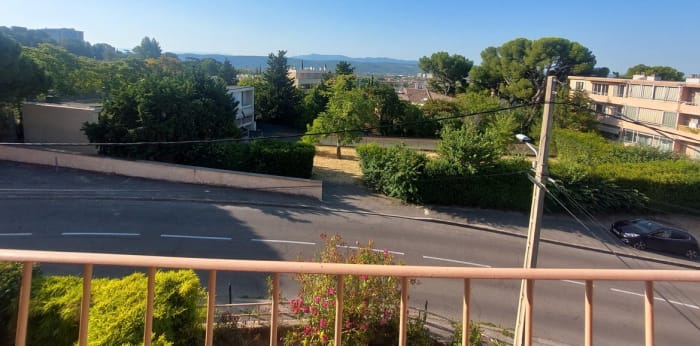 Image 7 sur 8 - Appartement  ·  Location · Aix En Provence (13090) · 4 pièces · 70m²