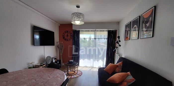 Image 3 sur 12 - Appartement  ·  Location · Royan (17200) · 2 pièces · 31m²