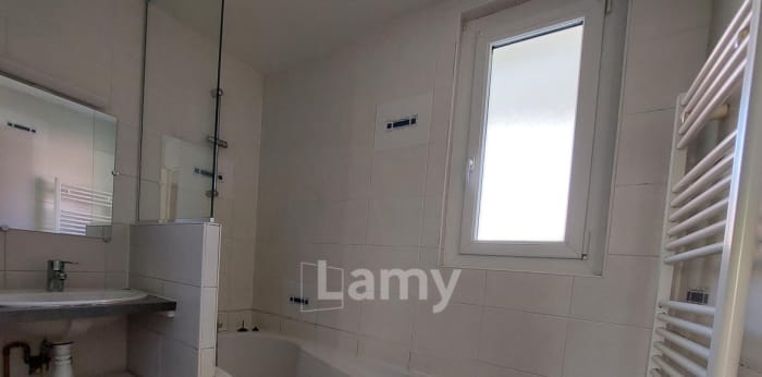 Image 9 sur 9 - Appartement  ·  Location · St Martin D Heres (38400) · 3 pièces · 58m²