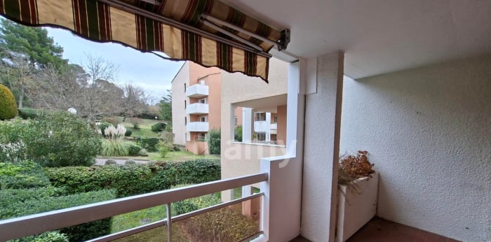 Image 4 sur 11 - Appartement  ·  Location · Aix En Provence (13100) · 1 pièce · 37m²