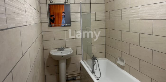 Image 5 sur 6 - Appartement  ·  Location · Lons Le Saunier (39000) · 1 pièce · 35m²