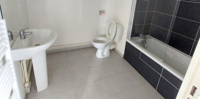 Image 8 sur 9 - Appartement  ·  Location · Villefranche Sur Saone (69400) · 2 pièces · 40m²