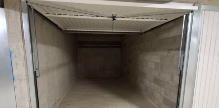 Image 1 sur 2 - Parking/box  ·  Location · Bossey (74160) · 9m²