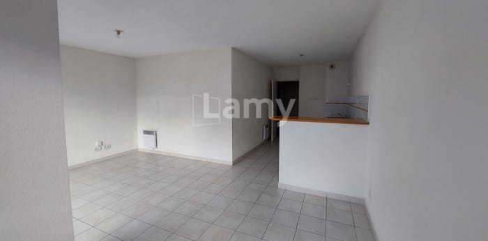 Image 8 sur 13 - Appartement  ·  Location · Nimes (30900) · 2 pièces · 47m²