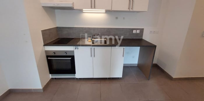 Image 7 sur 10 - Appartement  ·  Location · Grenoble (38100) · 2 pièces · 43m²