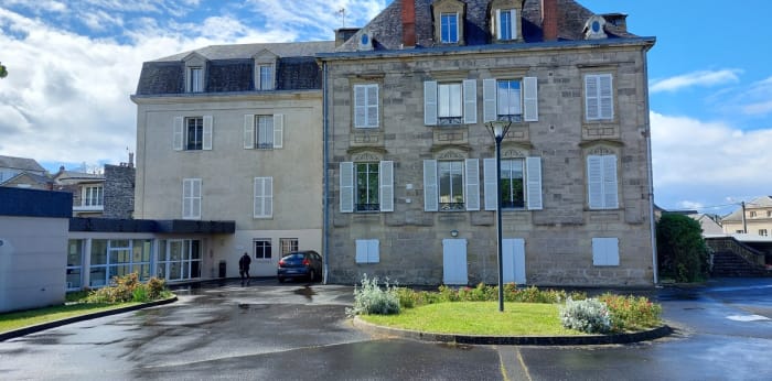 Image 1 sur 5 - Appartement  ·  Location · Brive La Gaillarde (19100) · 2 pièces · 69m²
