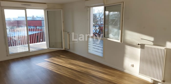 Image 1 sur 8 - Appartement  ·  Location · Carrieres Sous Poissy (78955) · 4 pièces · 72m²