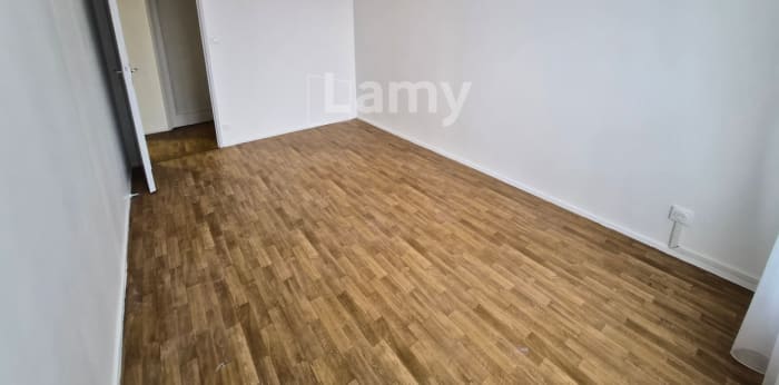 Image 4 sur 13 - Appartement  ·  Location · Sens (89100) · 2 pièces · 56m²