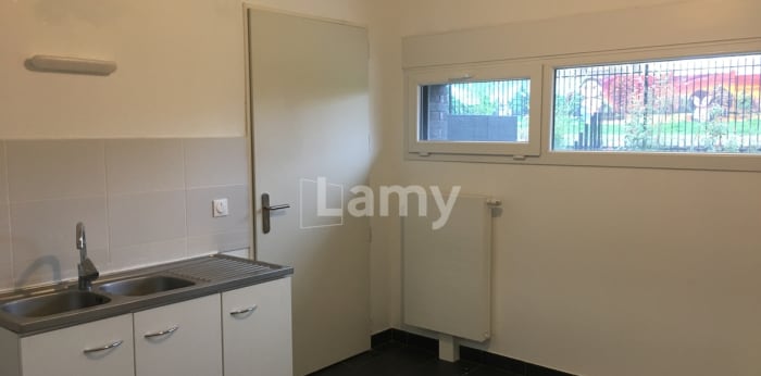 Image 6 sur 10 - Maison/villa  ·  Location · Beuvrages (59192) · 3 pièces · 76m²