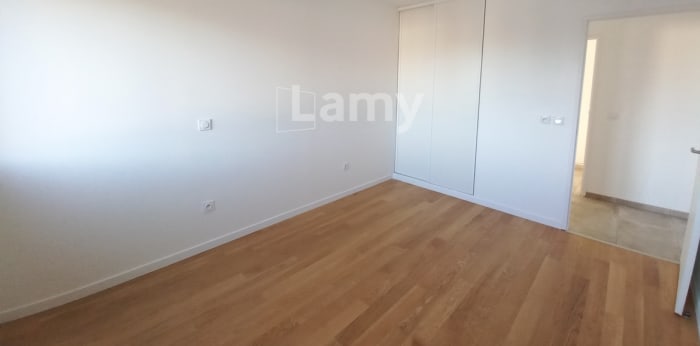 Image 9 sur 9 - Appartement  ·  Location · Chambery (73000) · 3 pièces · 74m²