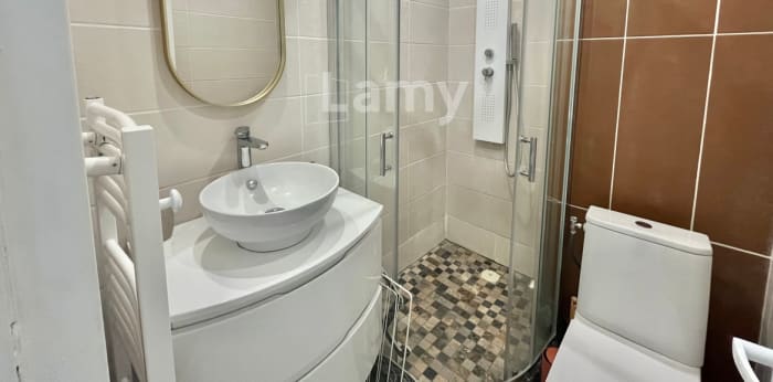 Image 5 sur 12 - Appartement  ·  Location · La Grande Motte (34280) · 21m²