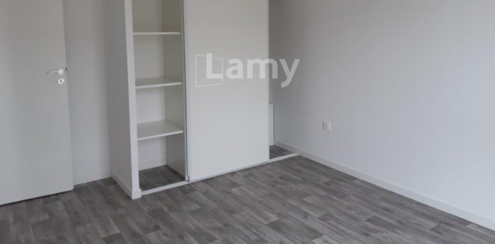 Image 4 sur 7 - Appartement  ·  Location · Corbeil Essonnes (91100) · 2 pièces · 42m²