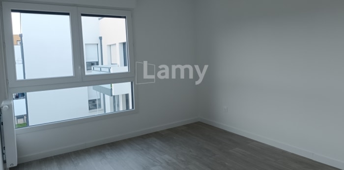 Image 7 sur 8 - Appartement  ·  Location · Notre Dame De Bondeville (76960) · 3 pièces · 66m²