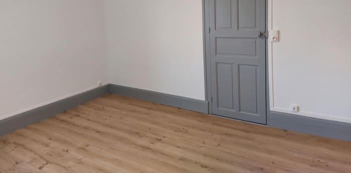 Image 4 sur 7 - Appartement  ·  Location · Givry (71640) · 1 pièce · 37m²