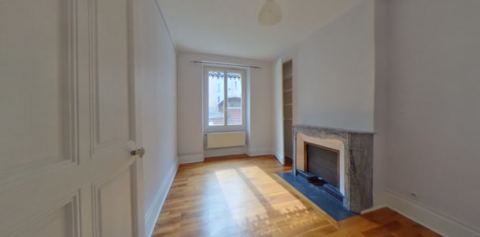 Image 6 sur 9 - Appartement  ·  Location · Grenoble (38000) · 2 pièces · 51m²