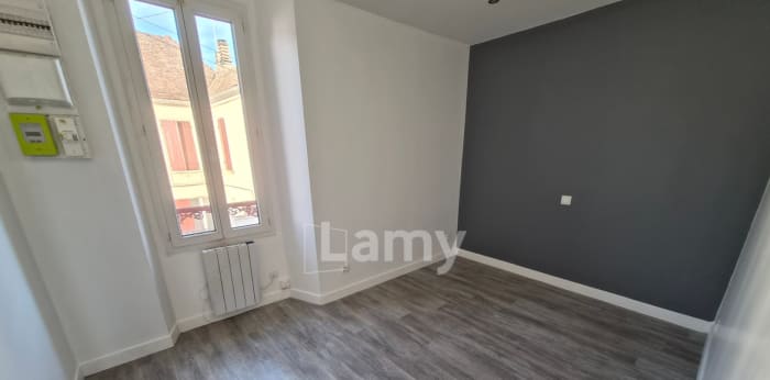 Image 4 sur 11 - Appartement  ·  Location · Sens (89100) · 2 pièces · 44m²