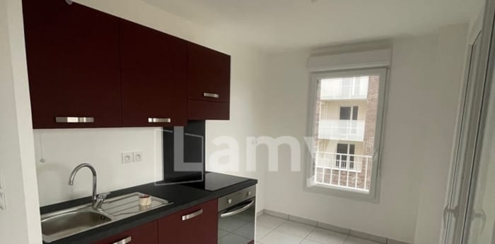 Image 1 sur 8 - Appartement  ·  Location · Lille (59160) · 3 pièces · 67m²