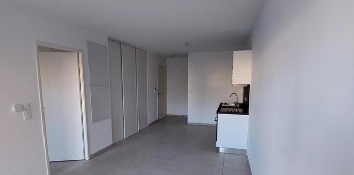 Image 6 sur 12 - Appartement  ·  Location · Nimes (30900) · 2 pièces · 44m²