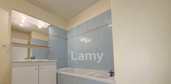 Image 5 sur 11 - Appartement  ·  Location · St Etienne (42000) · 2 pièces · 44m²