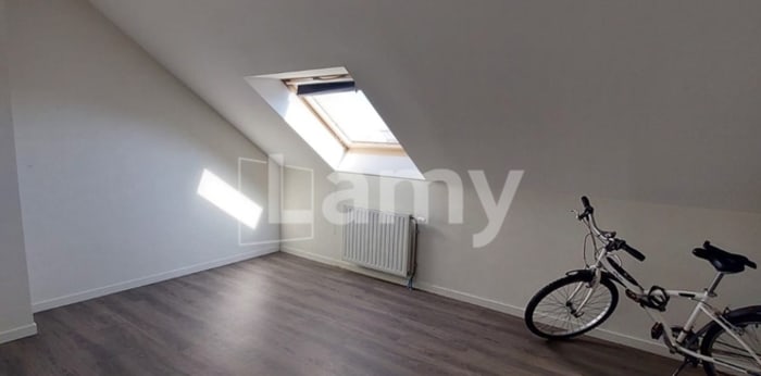 Image 4 sur 6 - Appartement  ·  Location · Nantes (44200) · 2 pièces · 46m²