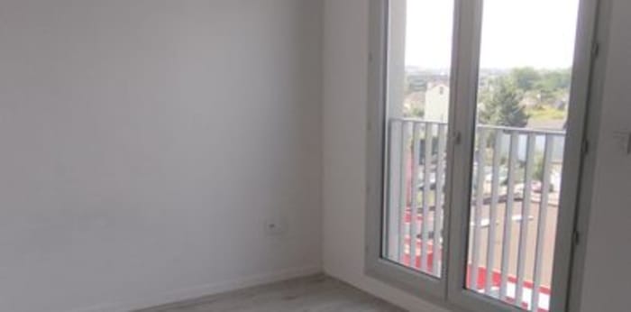 Image 1 sur 4 - Appartement  ·  Location · Sevran (93270) · 1 pièce · 30m²