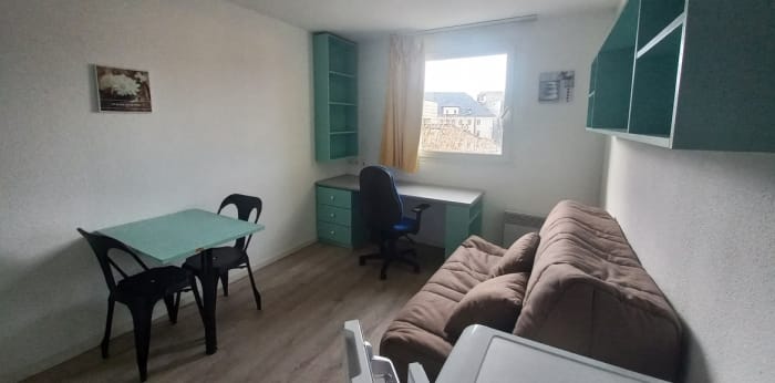 Image 3 sur 7 - Appartement  ·  Location · Chambery (73000) · 1 pièce · 17m²