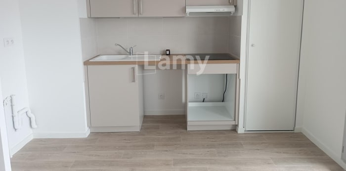 Image 1 sur 7 - Appartement  ·  Location · Montbazon (37250) · 3 pièces · 63m²
