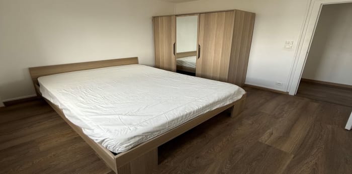 Image 6 sur 7 - Appartement  ·  Location · Bordeaux (33000) · 5 pièces · 83m²