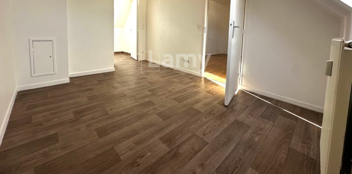 Image 7 sur 13 - Appartement  ·  Location · Compiegne (60200) · 2 pièces · 43m²