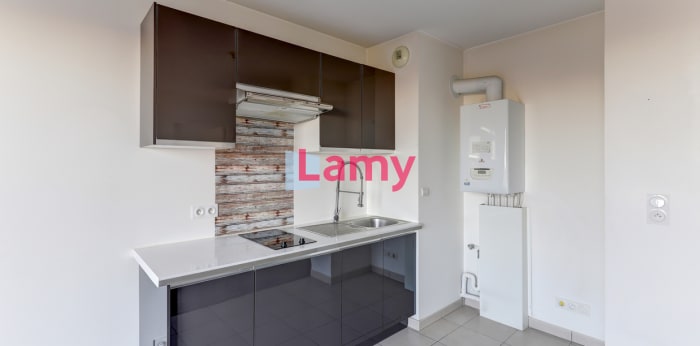 Image 3 sur 7 - Appartement  ·  Location · Clermont Ferrand (63100) · 2 pièces · 41m²