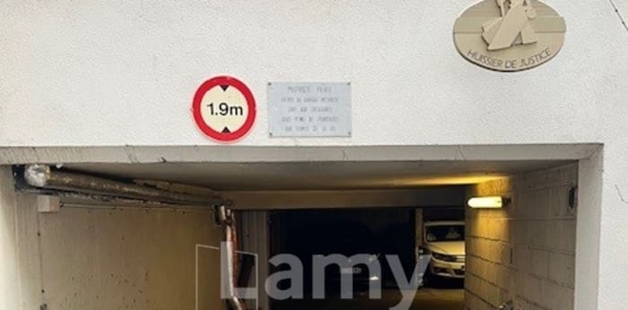 Image 3 sur 4 - Parking/box  ·  Location · Paris (75015) · 5m²