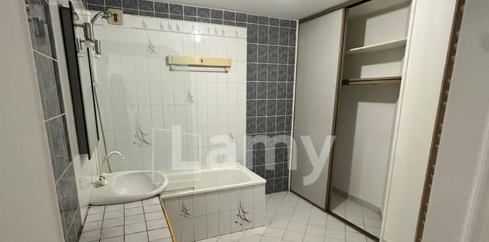 Image 13 sur 15 - Appartement  ·  Location · Nantes (44200) · 3 pièces · 70m²