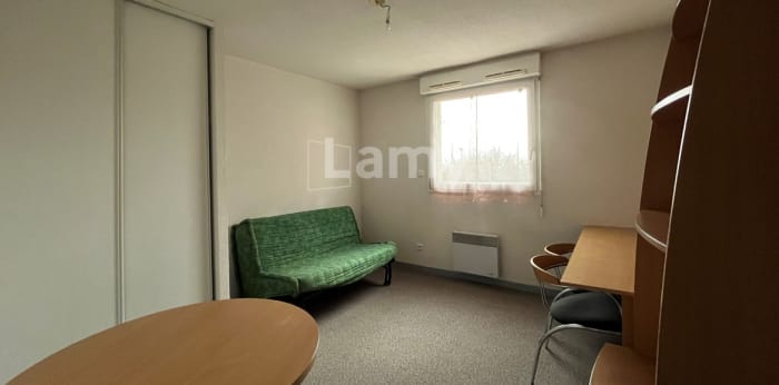 Image 1 sur 7 - Appartement  ·  Location · Reims (51100) · 1 pièce · 18m²