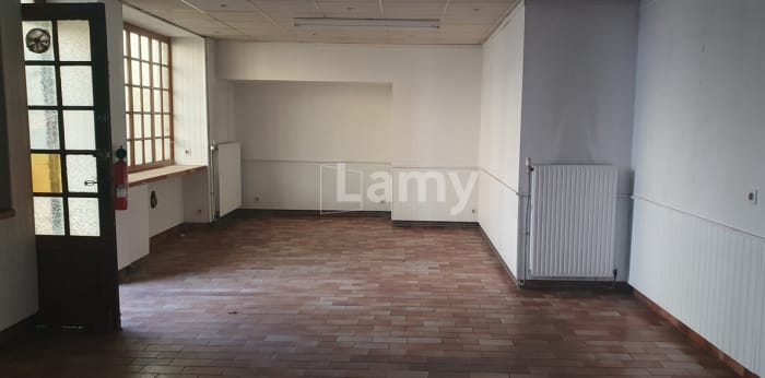 Image 1 sur 5 - Local  ·  Location · Vesoul (70000) · 3 pièces · 70m²
