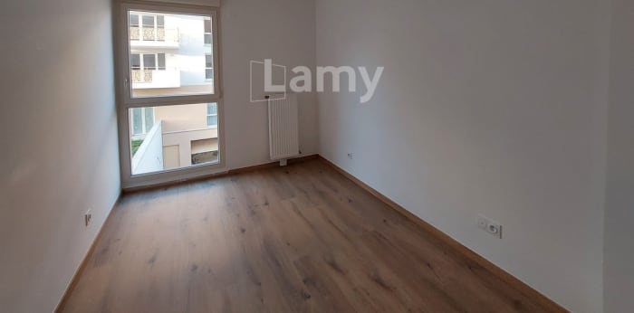 Image 5 sur 8 - Appartement  ·  Location · Amiens (80000) · 3 pièces · 63m²