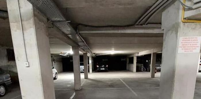 Image 1 sur 7 - Parking/box  ·  Location · Vandoeuvre Les Nancy (54500)