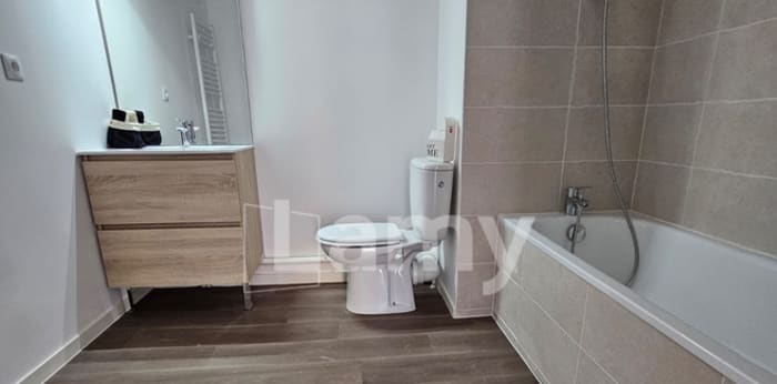 Image 4 sur 4 - Appartement  ·  Location · Montbazon (37250) · 2 pièces · 43m²