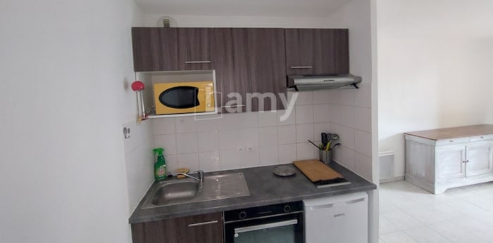 Image 5 sur 10 - Appartement  ·  Location · St Saulve (59880) · 2 pièces · 43m²