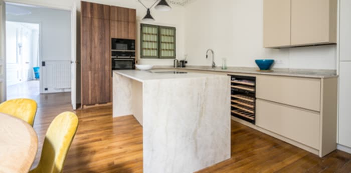 Image 5 sur 16 - Appartement  ·  Location · Paris (75003) · 4 pièces · 106m²