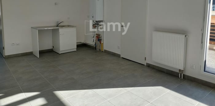Image 3 sur 6 - Appartement  ·  Location · Tours (37100) · 2 pièces · 43m²