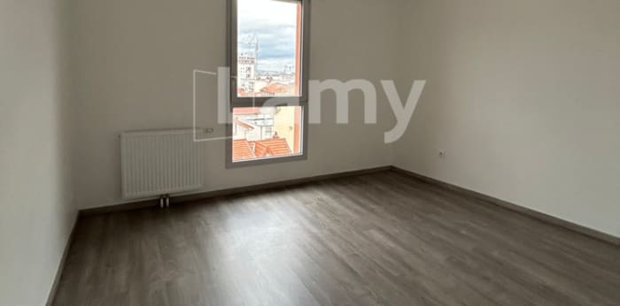 Image 7 sur 9 - Appartement  ·  Location · Clermont Ferrand (63000) · 3 pièces · 61m²