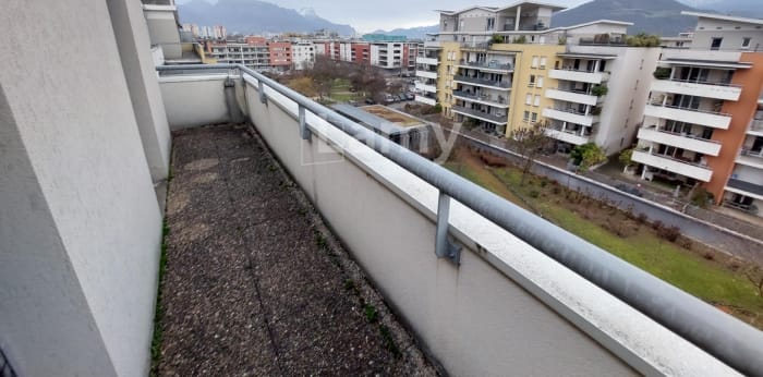 Image 6 sur 13 - Appartement  ·  Location · Echirolles (38130) · 4 pièces · 93m²