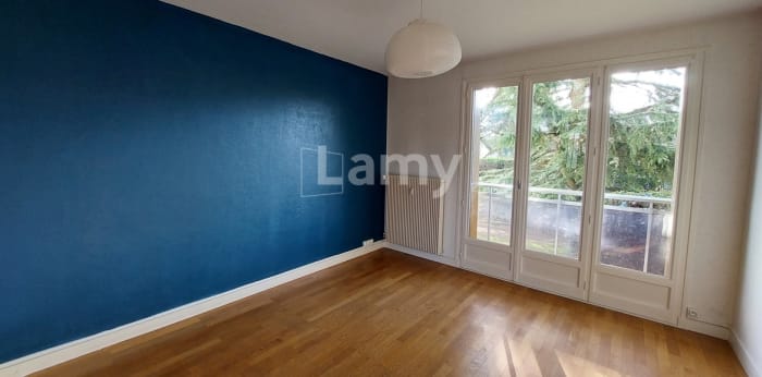 Image 1 sur 12 - Appartement  ·  Location · Gleize (69400) · 3 pièces · 59m²