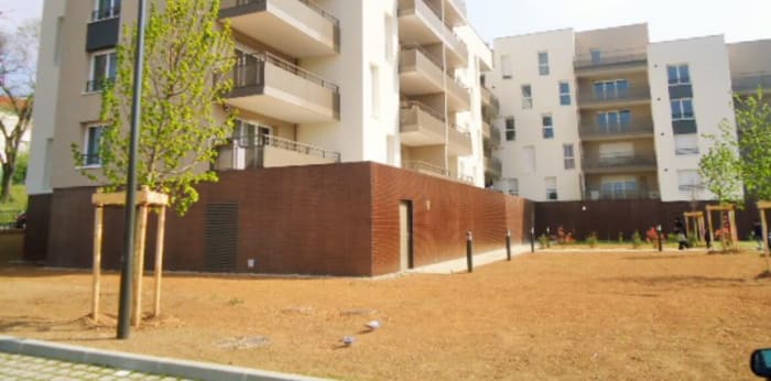 Image 2 sur 2 - Appartement  ·  Location · St Fons (69190) · 1 pièce · 24m²