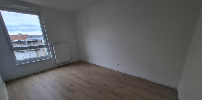 Image 8 sur 9 - Appartement  ·  Location · Mulhouse (68200) · 4 pièces · 77m²