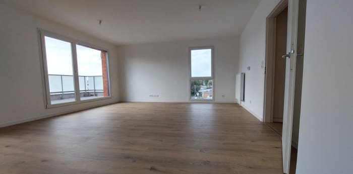 Image 1 sur 11 - Appartement  ·  Location · Valenciennes (59300) · 4 pièces · 83m²