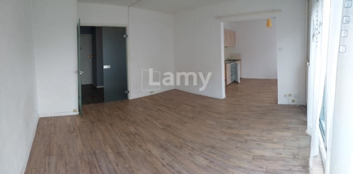 Image 8 sur 9 - Appartement  ·  Location · Vandoeuvre Les Nancy (54500) · 1 pièce · 39m²