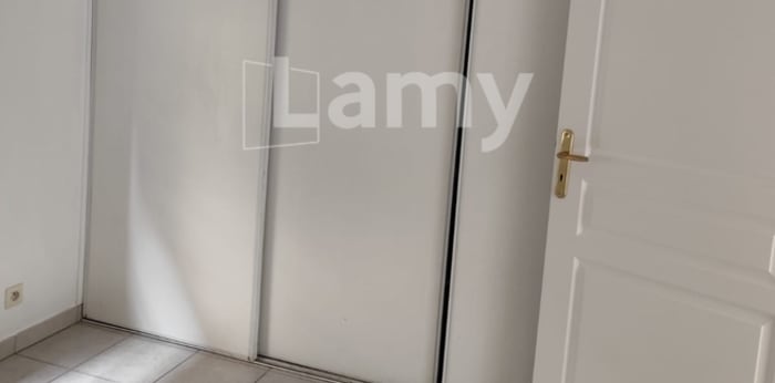 Image 9 sur 10 - Appartement  ·  Location · Caluire Et Cuire (69300) · 5 pièces · 95m²